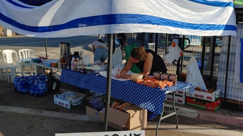 עמדת ריענון בצומת עמיעד.jpeg